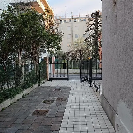 Holiday With Children In Venice Mestre Exterior foto